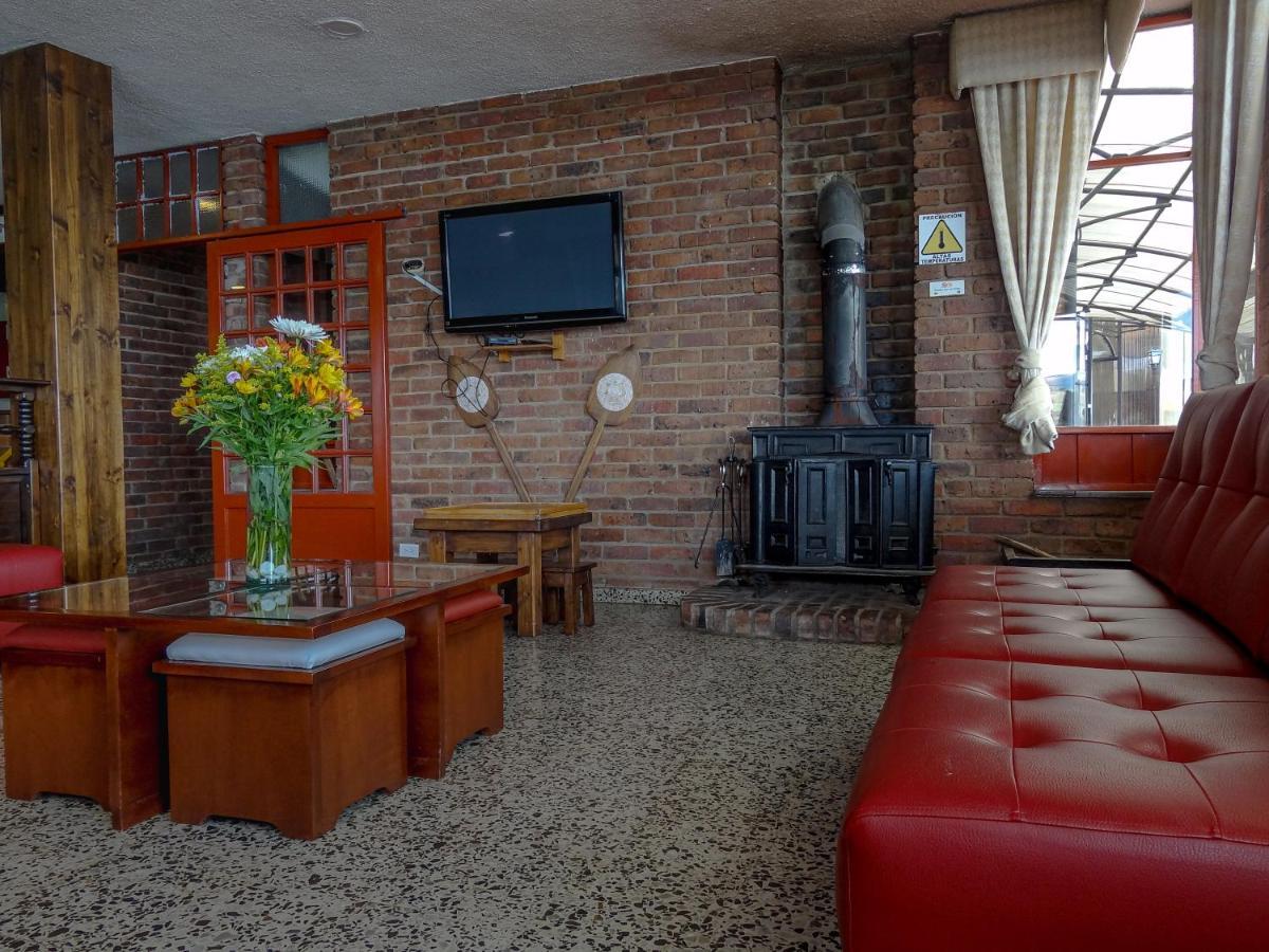 Hotel Refugio Santa Ines أكيتانيا المظهر الخارجي الصورة